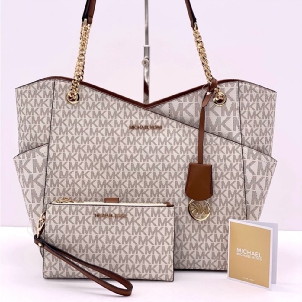 Michael Kors Large Chain Shoulder Tote & Double Wallet Wristlet Set Vanilla